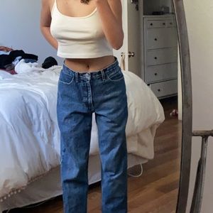 medium wash guess jeans